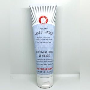 First Aid Beauty Face Cleanser • 5 fl oz | New!